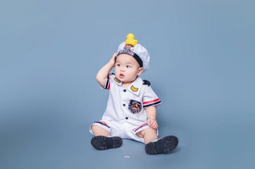 国内八个月靠谱代孕孕妈肚脐眼疼