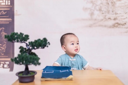 国内三代代生孩子总红屁股怎么回事